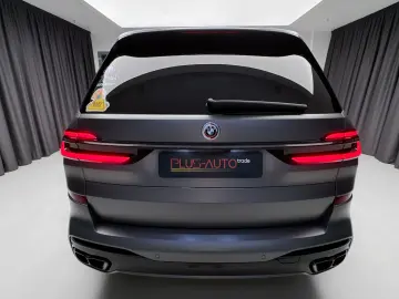 BMW X7 Disponibil imediat!