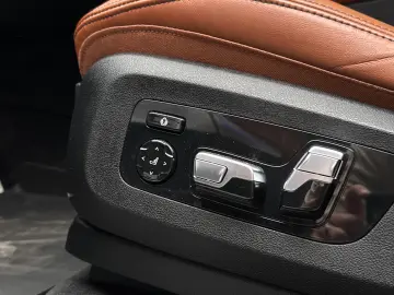 BMW X7 Disponibil imediat!