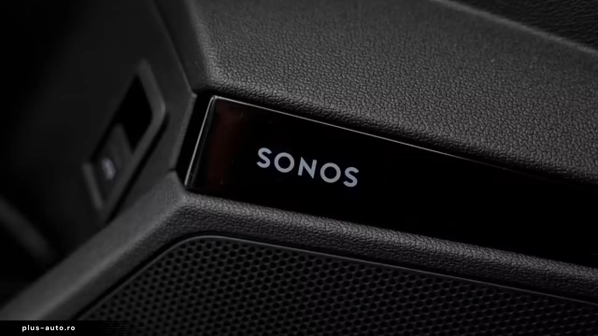 Audi RS3 Limousine ACC Matrix Pano Sonos Carbon