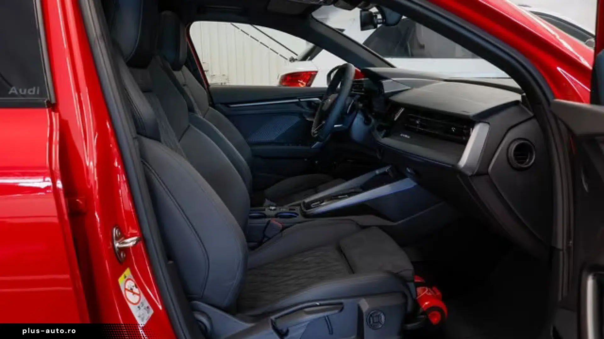 Audi RS3 Limousine ACC Matrix Pano Sonos Carbon
