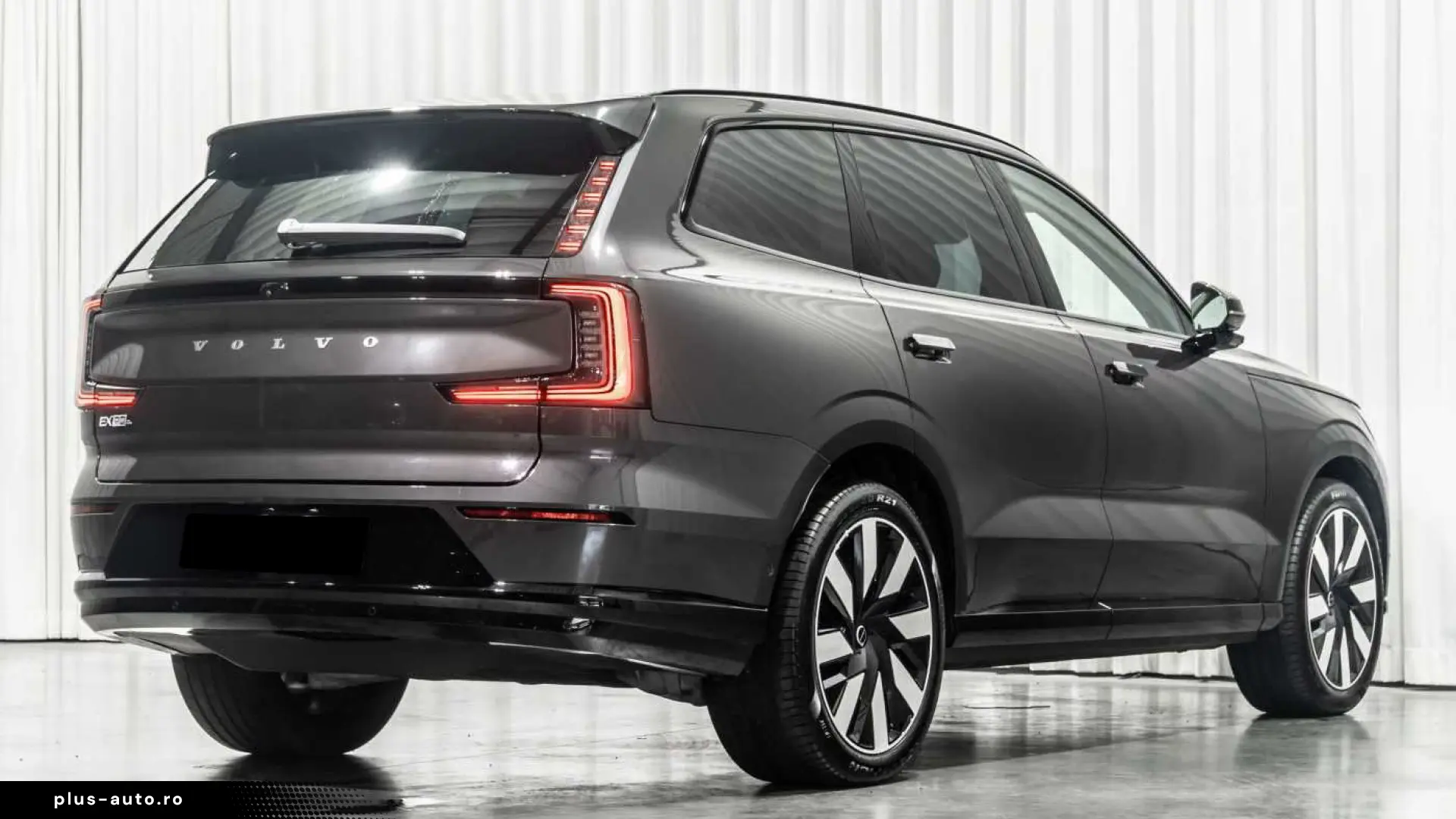 Volvo EX90 Twin Motor AWD Ultra - 7 Locuri - MY2026