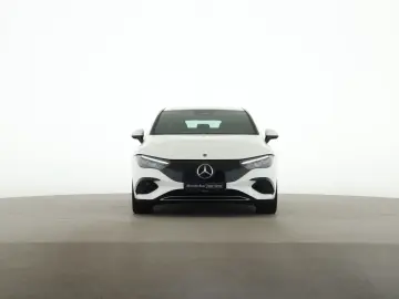 Mercedes-Benz EQE 300