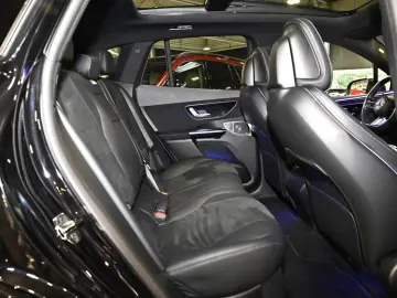 Mercedes-Benz EQE 300 AMG Sport Edition