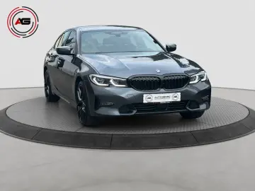 BMW 330e Sport Line LC.PRO ACC LASER H K HUD KAMERA