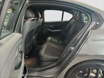 BMW 330e Sport Line LC.PRO ACC LASER H K HUD KAMERA