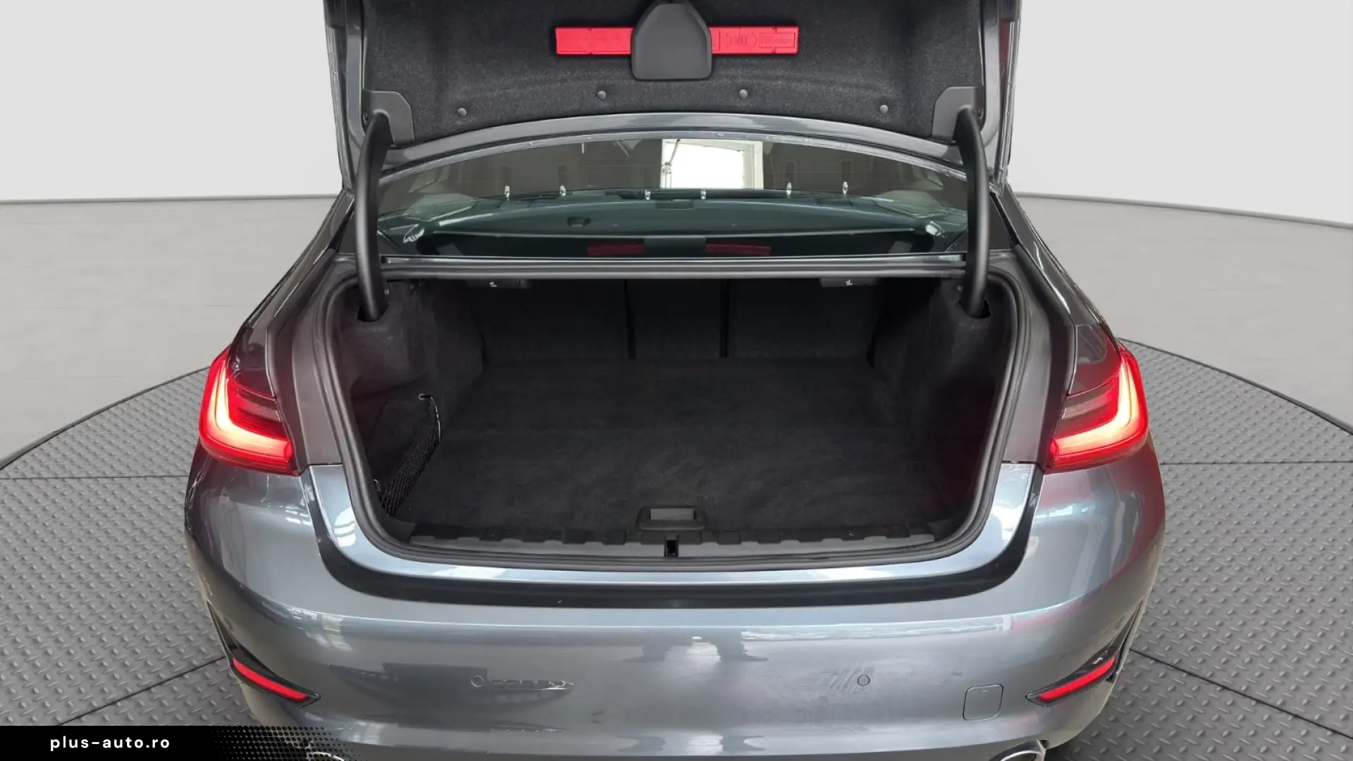 BMW 330e Sport Line LC.PRO ACC LASER H K HUD KAMERA