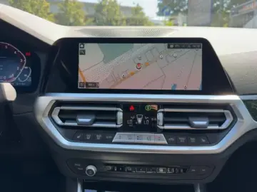 BMW 330 e Limousine AHK Navi Digit.Cockpit