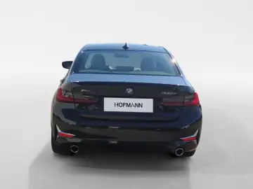 BMW 330e xDrive LuxuryLine HUD RFK Memory HiFi Leder