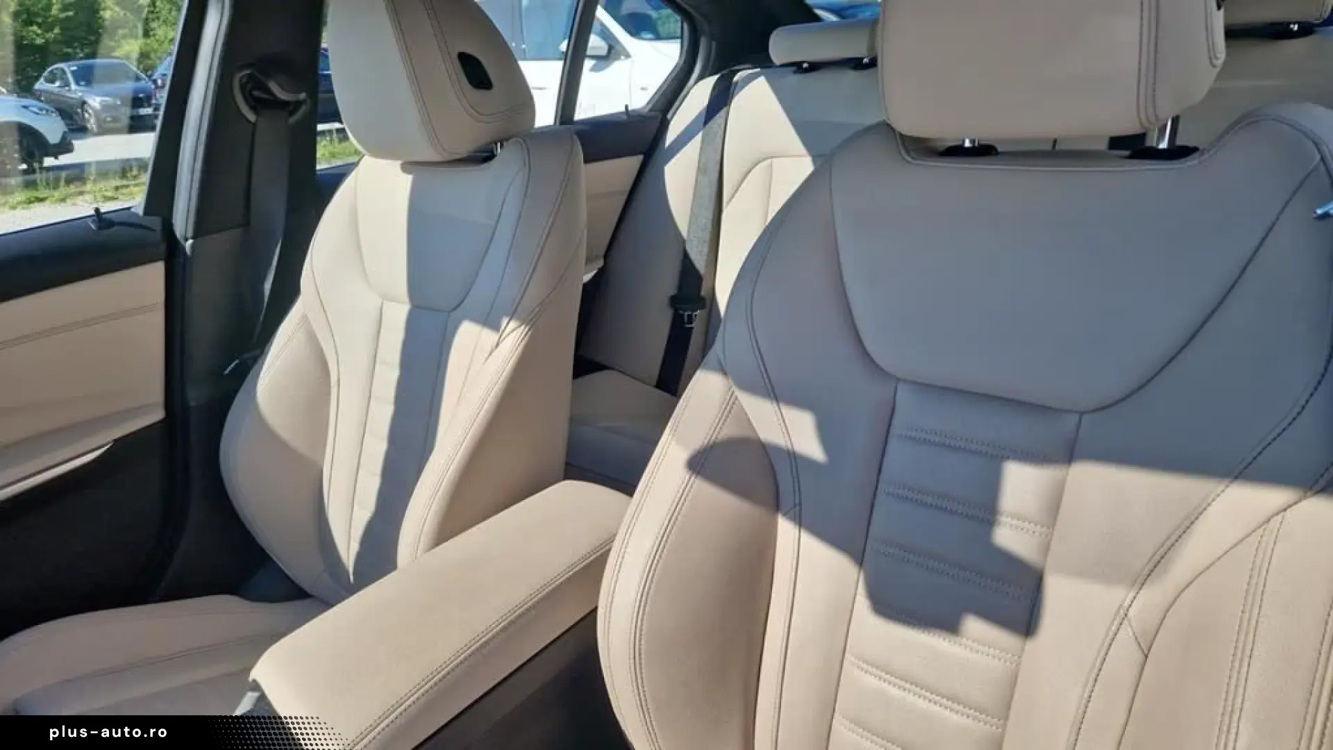 BMW 330e xDrive LuxuryLine HUD RFK Memory HiFi Leder