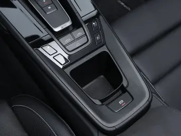 PORSCHE 992 911 Carrera 4 GTS Cabriolet Burmester PASM