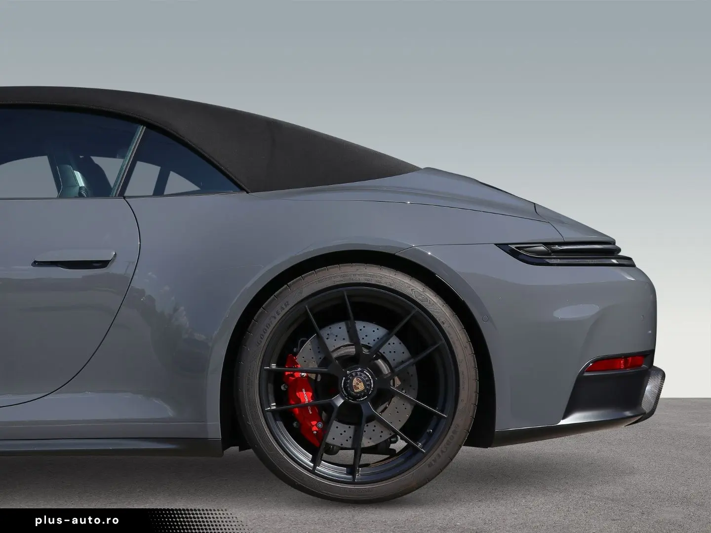 PORSCHE 992 911 Carrera 4 GTS Cabriolet Burmester PASM