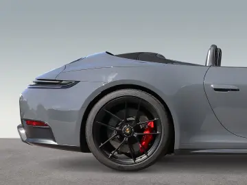 PORSCHE 992 911 Carrera 4 GTS Cabriolet Burmester PASM