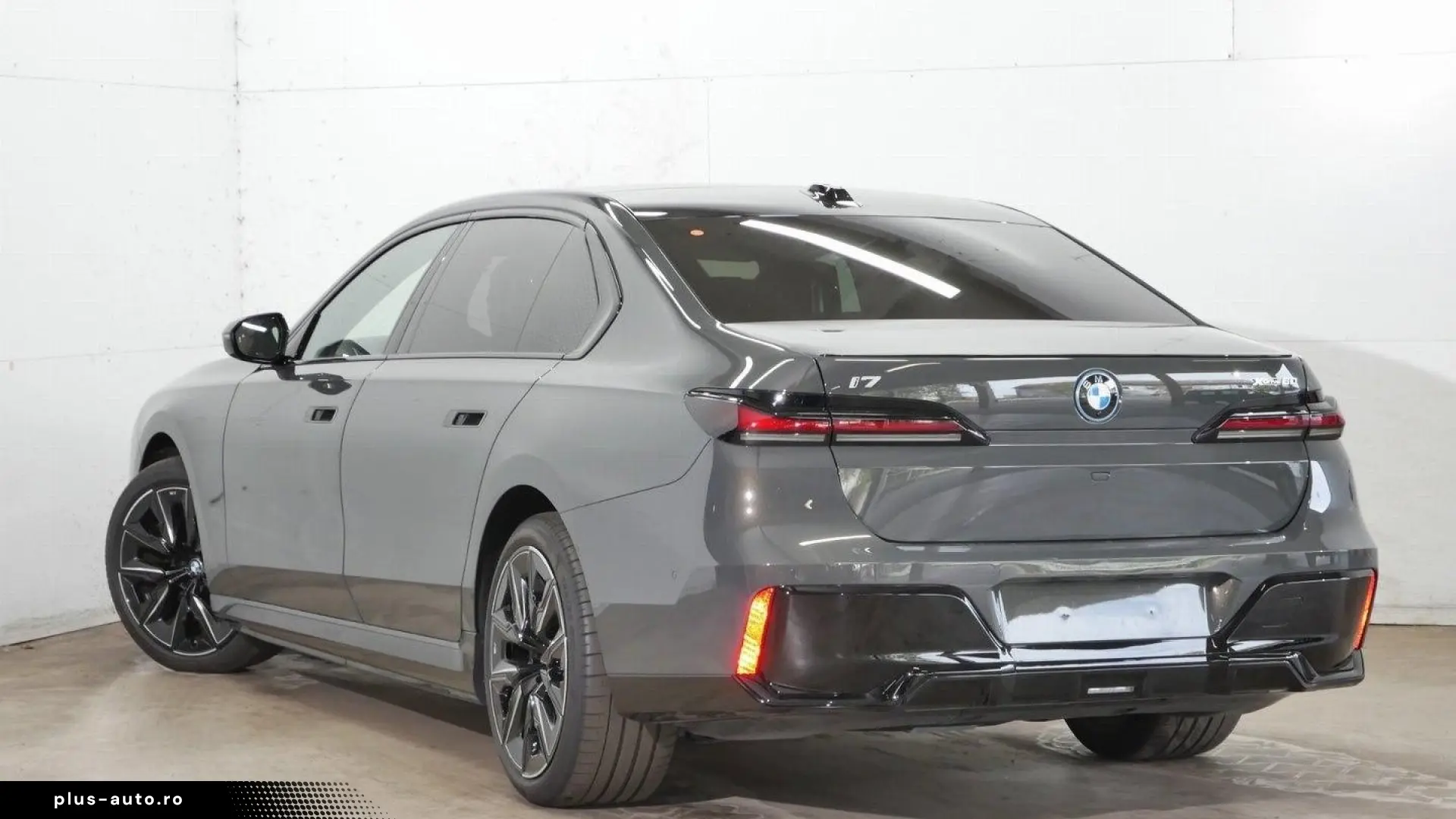 BMW i7 xDrive60 M Sport Pro B&W TV Lounge Pano M