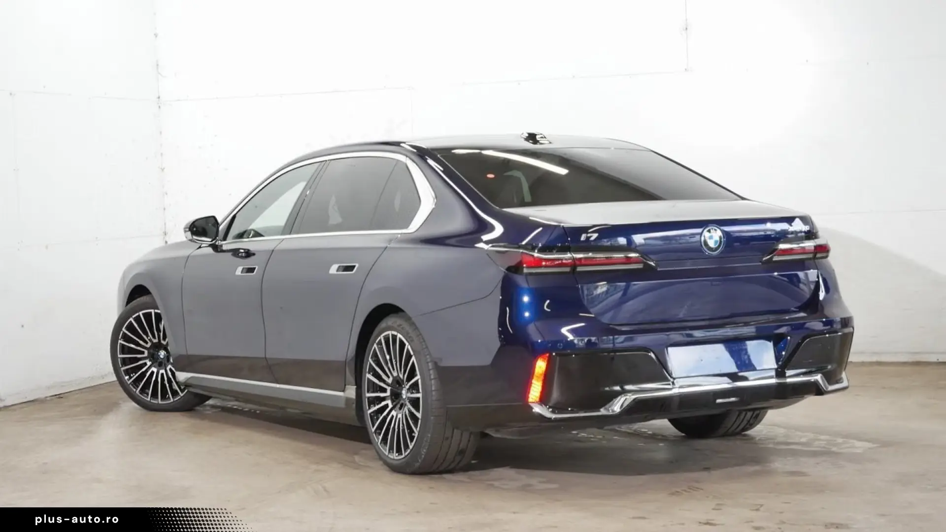 BMW i7 xDrive60 M Sport B&W AHK TV Lounge Pano Massage