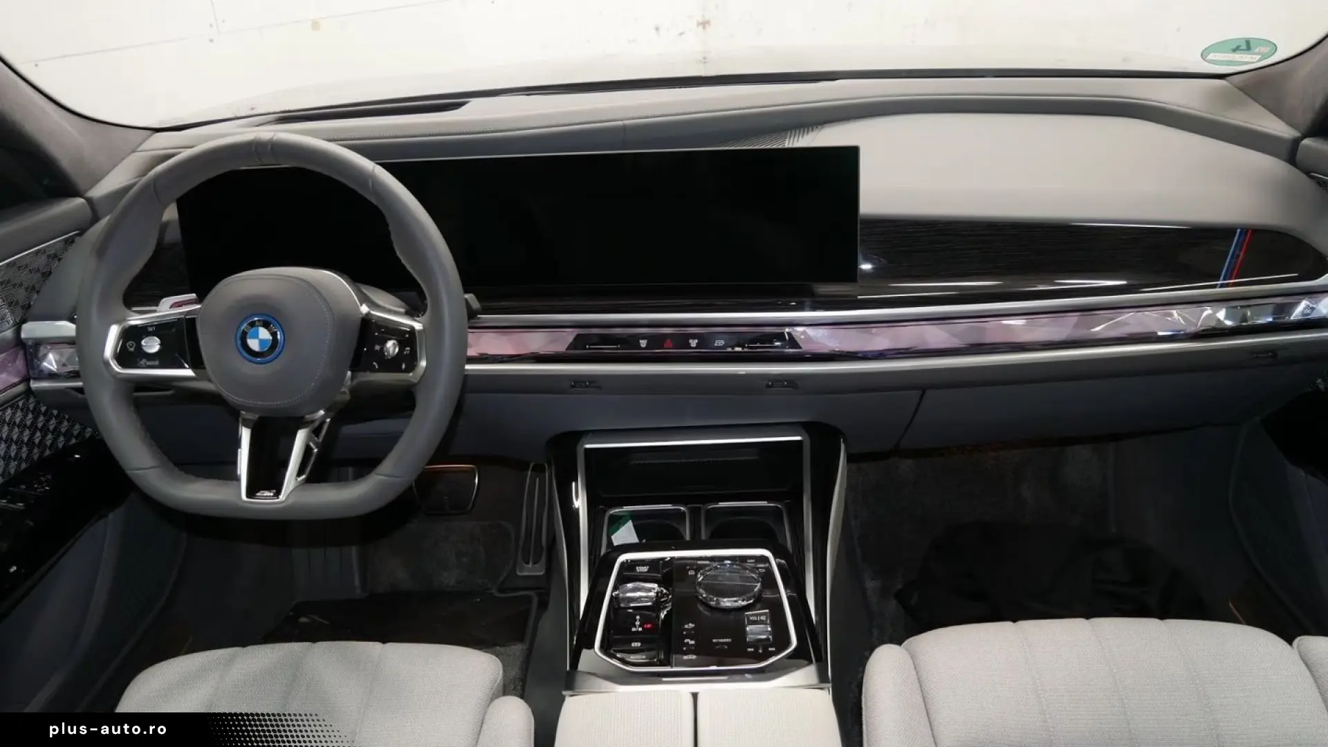 BMW i7 xDrive60 M Sport B&W AHK TV Lounge Pano Massage