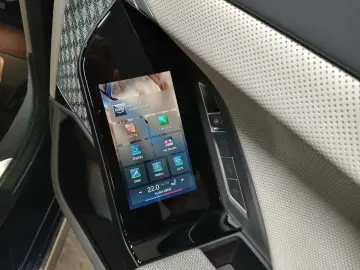 BMW i7 xDrive60 M Sport B&W AHK TV Lounge Pano Massage