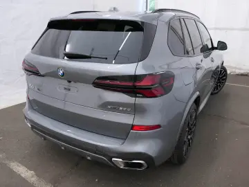 BMW X5 xDrive30d M Sport AHK PANO StHzg H&K DA-Prof