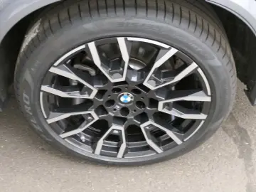 BMW X5 xDrive30d M Sport AHK PANO StHzg H&K DA-Prof