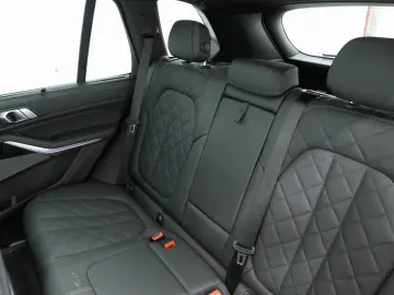 BMW X5 xDrive30d M Sport AHK PANO StHzg H&K DA-Prof