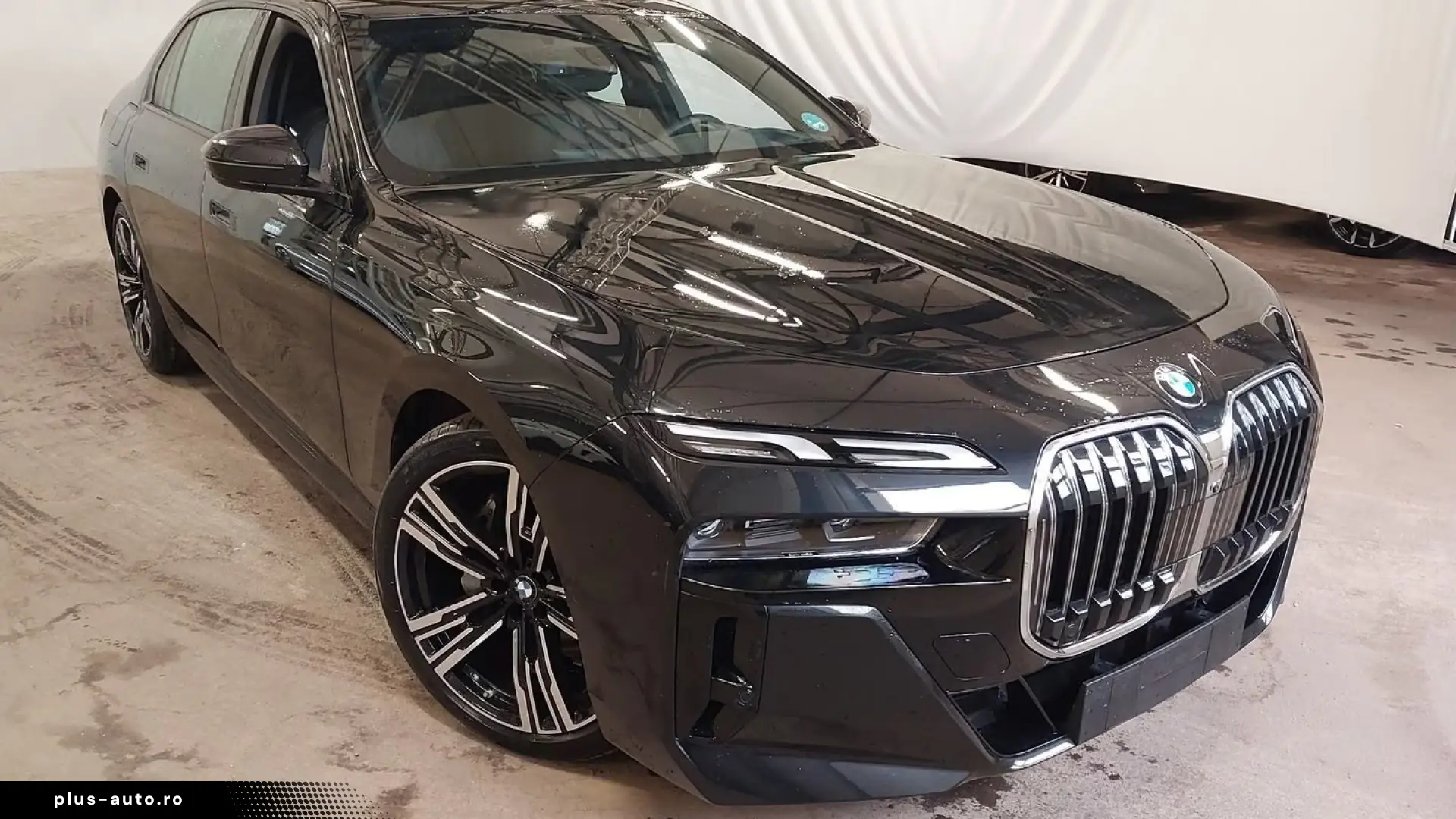 BMW 740d xDrive M Sport Pano TV StHzg Autobahnas B&W