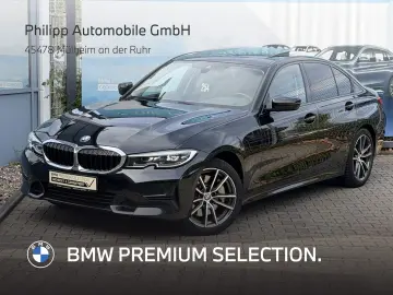 BMW 330i Sport Line Glasdach HiFi DAB SHZ PDC DA