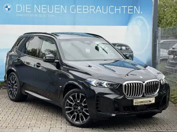 BMW X5 xDrive30d M Sport with aux heat  sunroof  air susp
