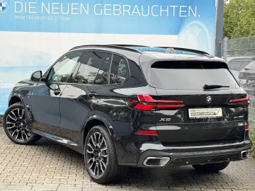 BMW X5 xDrive30d M Sport with aux heat  sunroof  air susp