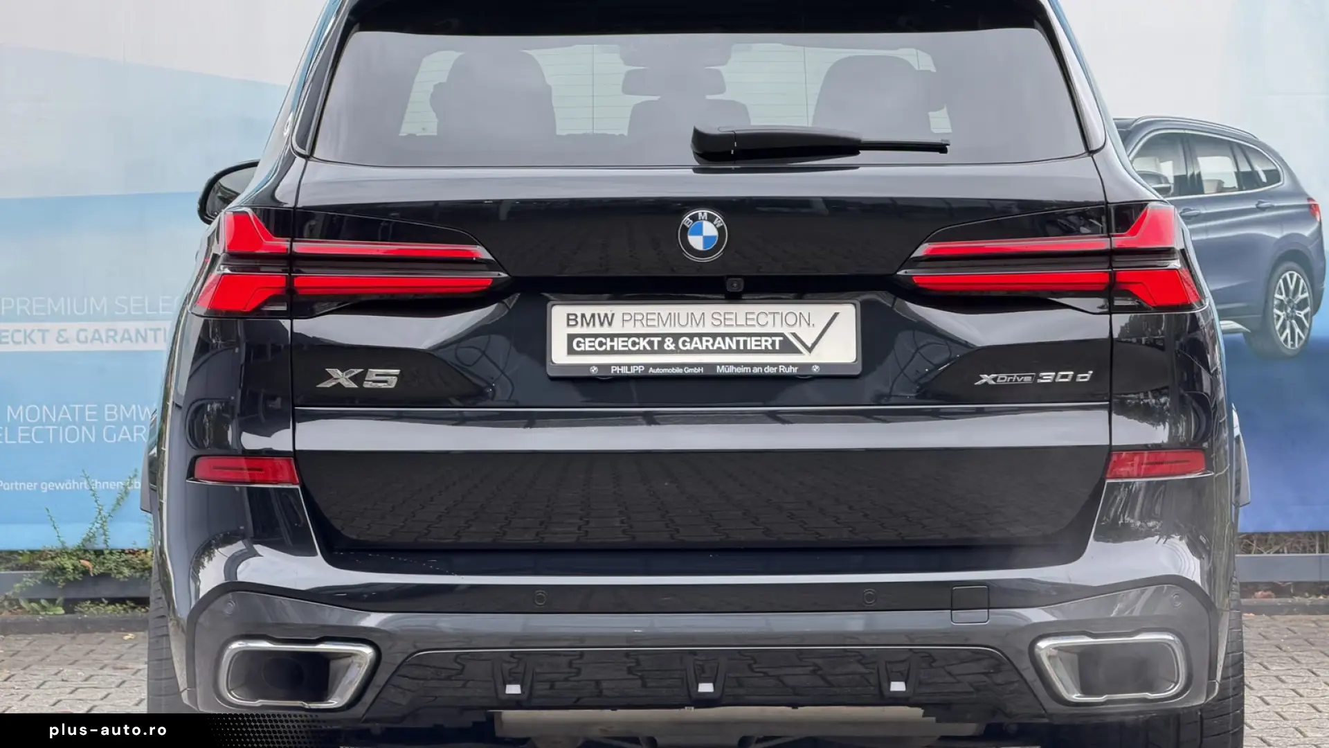 BMW X5 xDrive30d M Sport with aux heat  sunroof  air susp