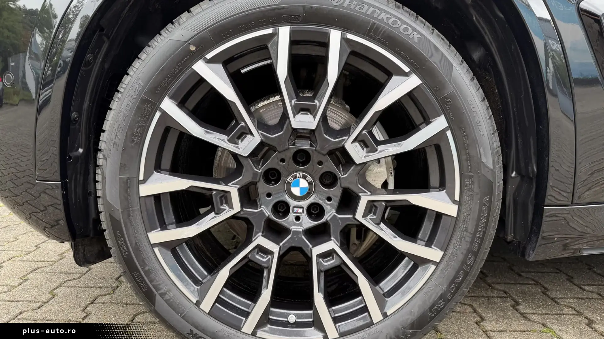 BMW X5 xDrive30d M Sport with aux heat  sunroof  air susp