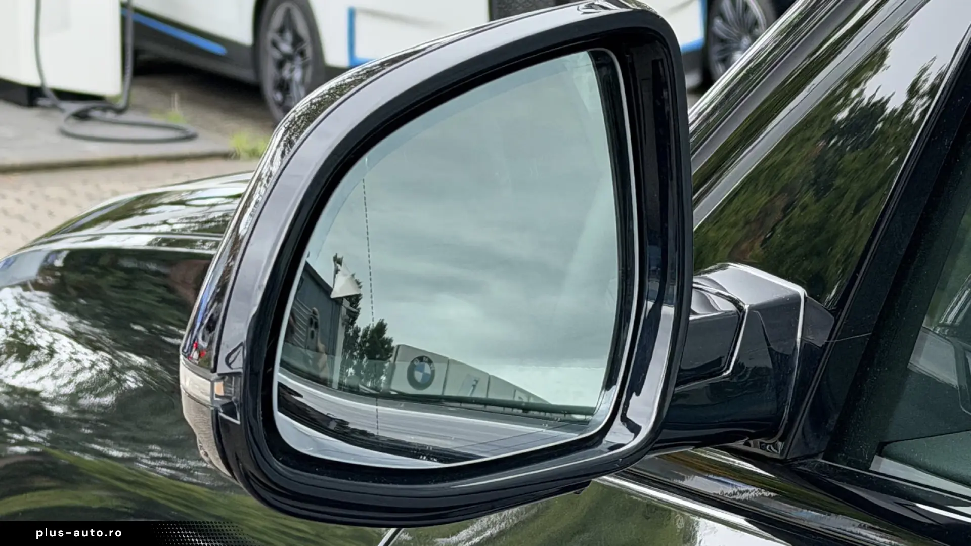 BMW X5 xDrive30d M Sport with aux heat  sunroof  air susp