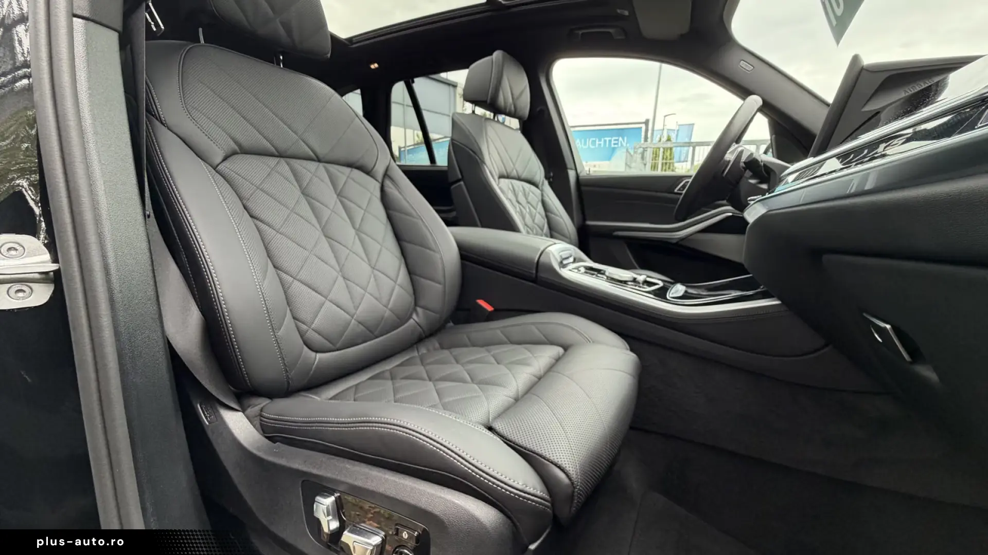BMW X5 xDrive30d M Sport with aux heat  sunroof  air susp