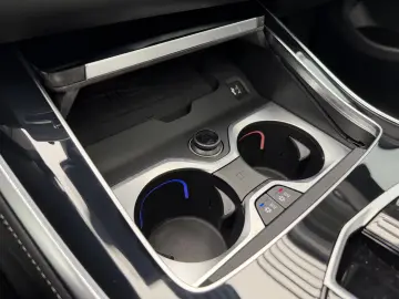 BMW X5 xDrive30d M Sport with aux heat  sunroof  air susp