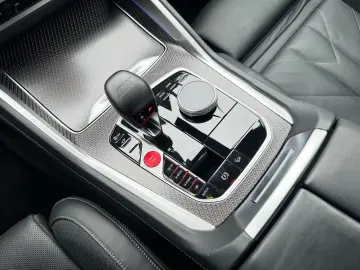BMW XM Label AHK Seat climate control B&W Massage 360