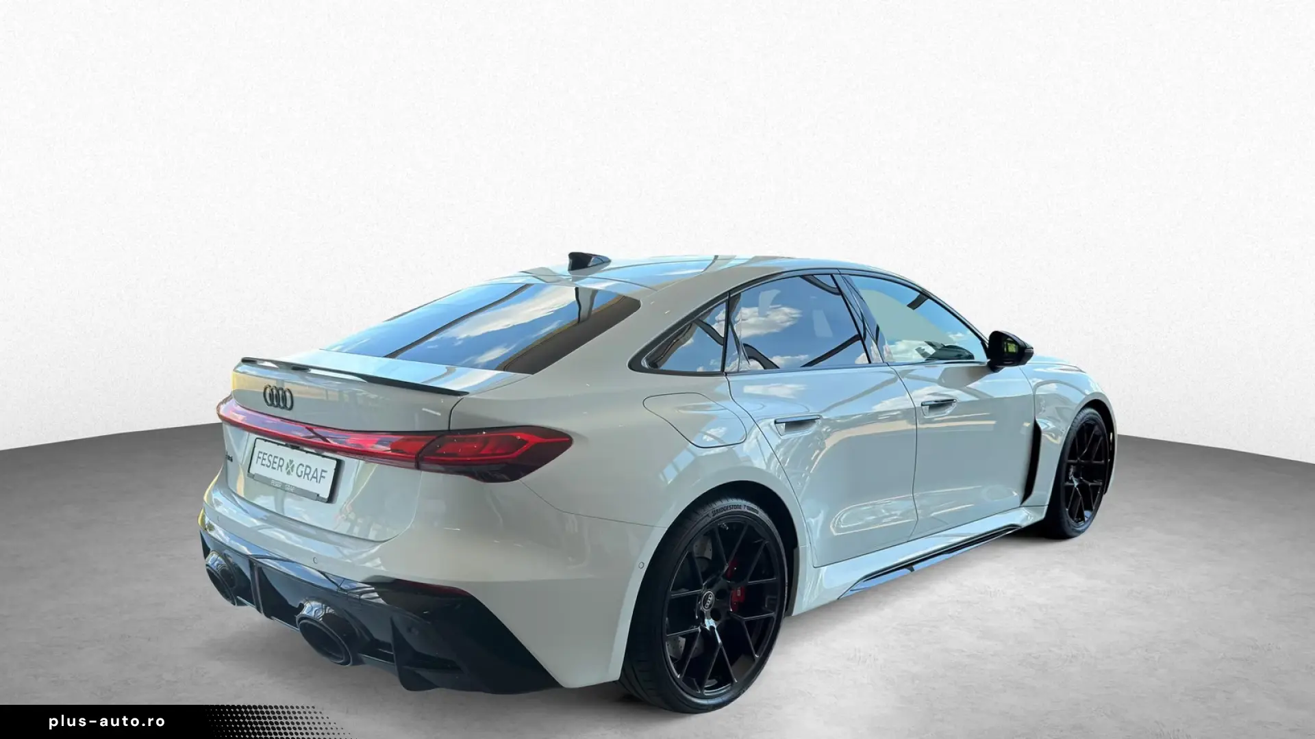 Audi RS5 Lim 470 kW tiptronic  TECH PRO B&O HuD