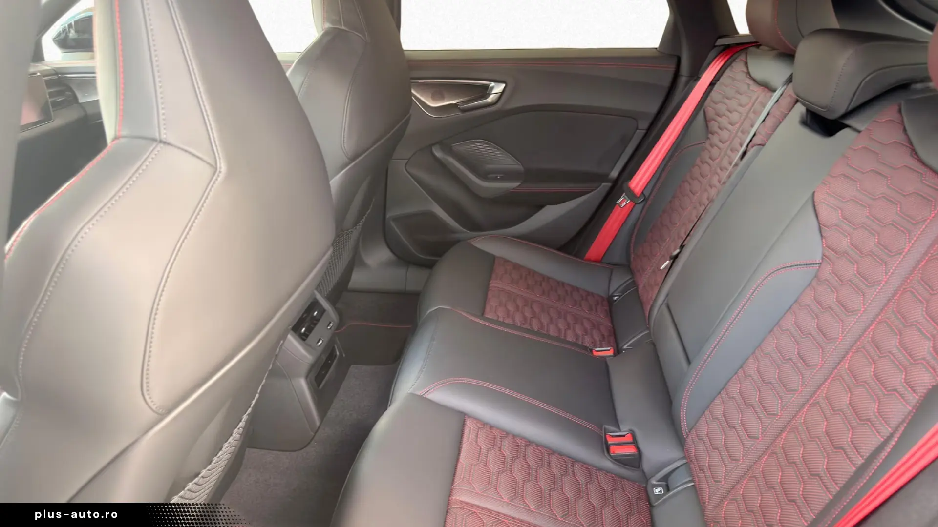 Audi RS5 Lim 470 kW tiptronic  TECH PRO B&O HuD