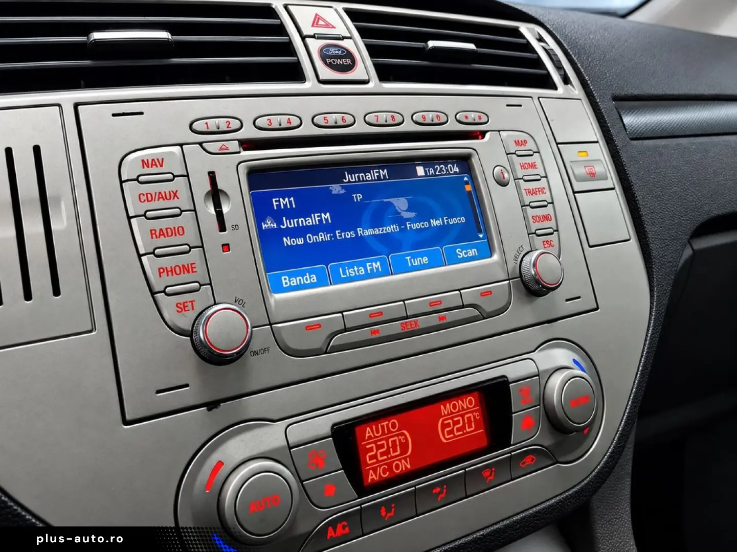 Ford Kuga Titanium GARANTIE •Plafon Panoramic•