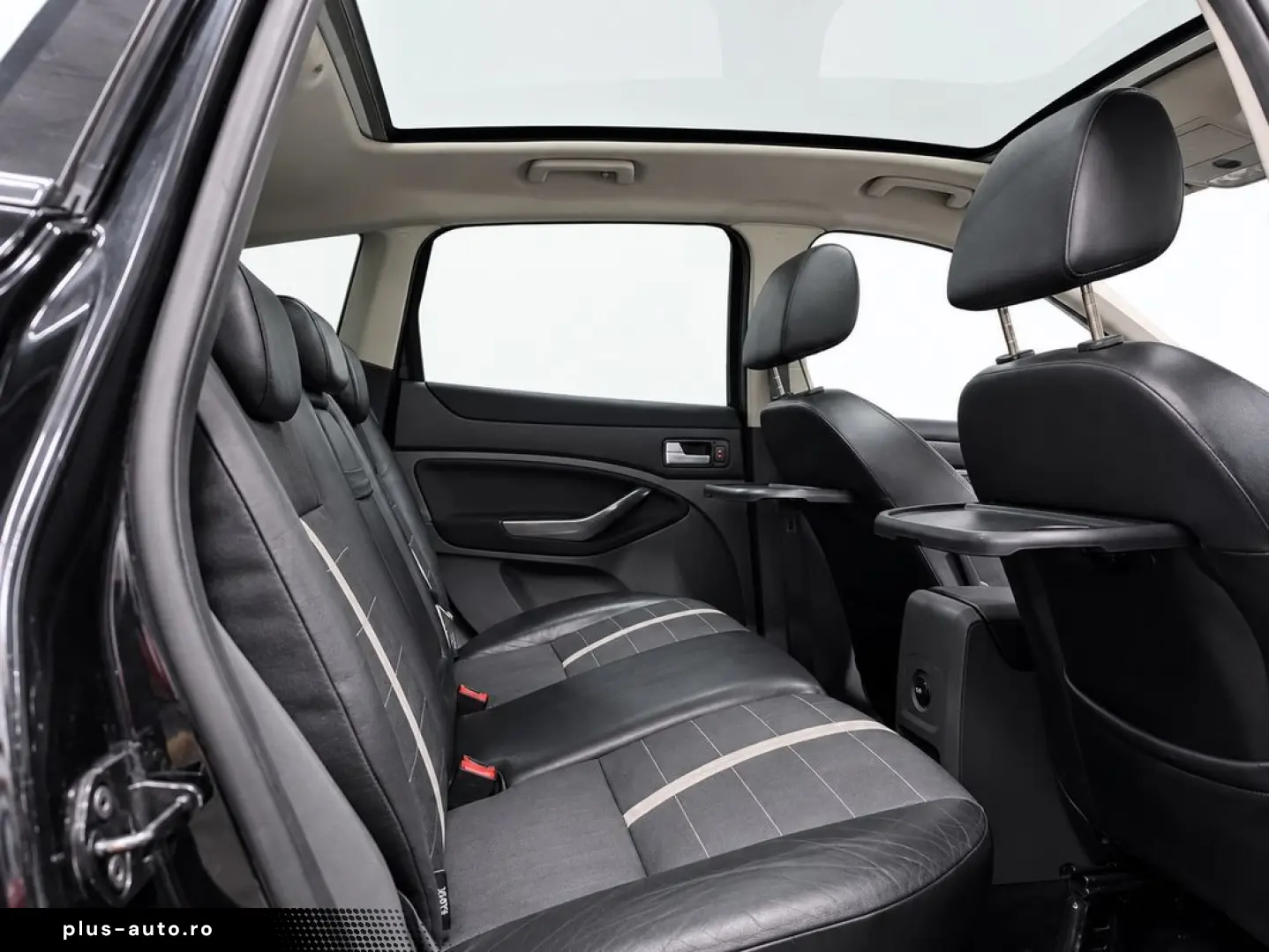 Ford Kuga Titanium GARANTIE •Plafon Panoramic•