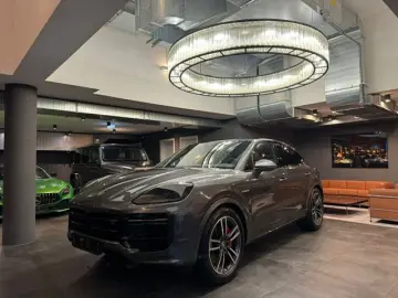 PORSCHE Cayenne Coupe Turbo E-Hybrid FACELIFT 2024 739PS