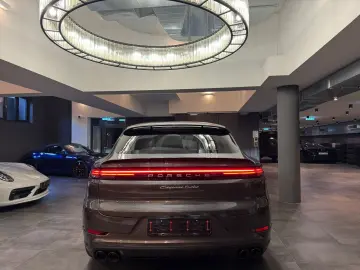 PORSCHE Cayenne Coupe Turbo E-Hybrid FACELIFT 2024 739PS