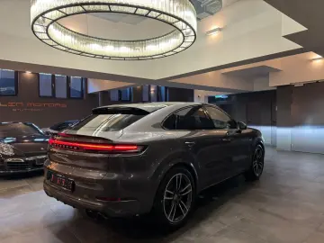 PORSCHE Cayenne Coupe Turbo E-Hybrid FACELIFT 2024 739PS