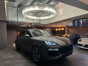 PORSCHE Cayenne Coupe Turbo E-Hybrid FACELIFT 2024 739PS