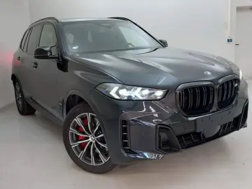 BMW X5 M60i KomfZ PanoD. KomfSitz PaAs DrivAs Har Ka
