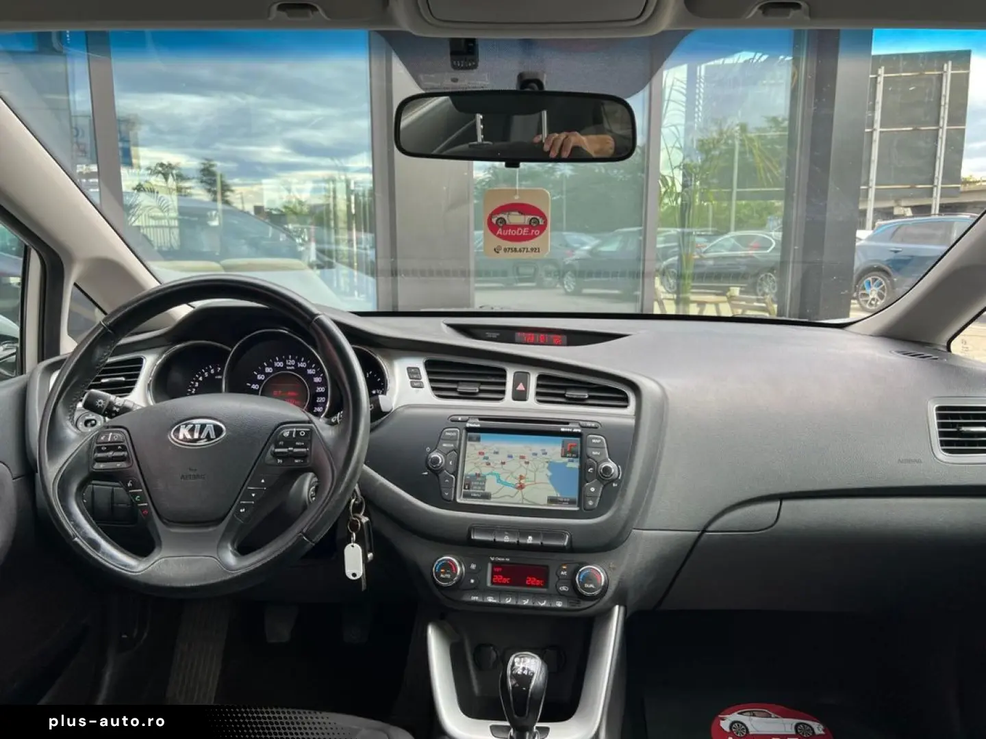 KIA Ceed   Manual   Navigatie   Camera video spate   Park As