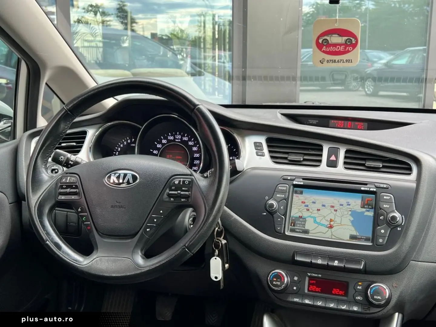 KIA Ceed   Manual   Navigatie   Camera video spate   Park As