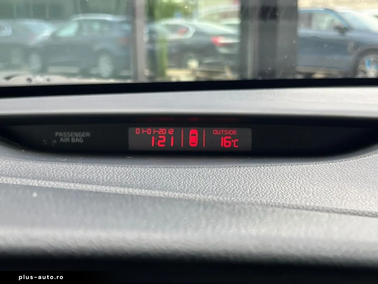 KIA Ceed   Manual   Navigatie   Camera video spate   Park As