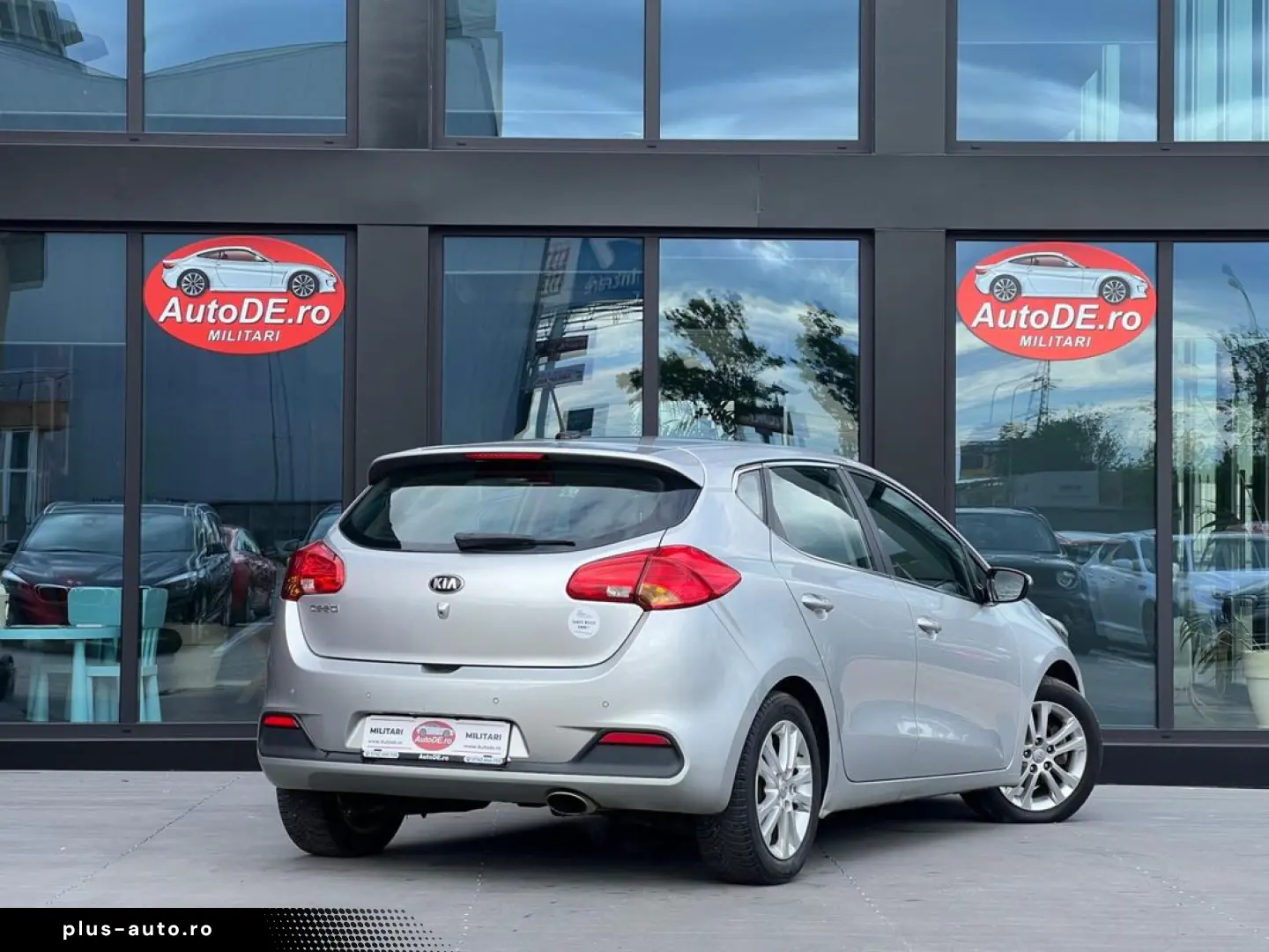 KIA Ceed   Manual   Navigatie   Camera video spate   Park As