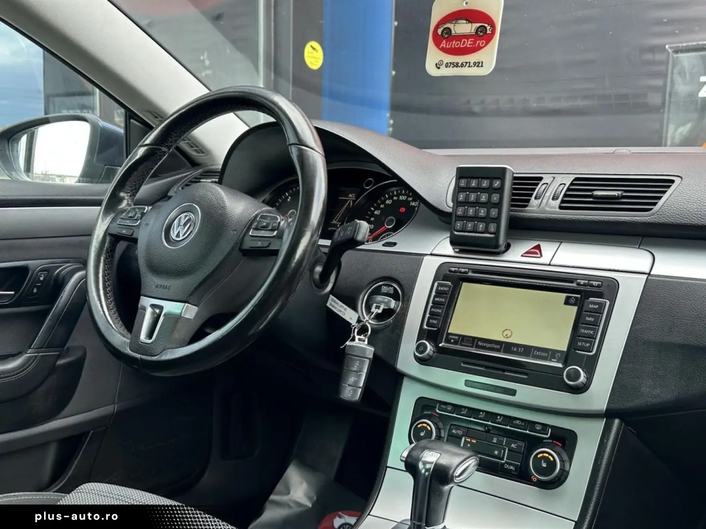 Volkswagen Passat-Cc