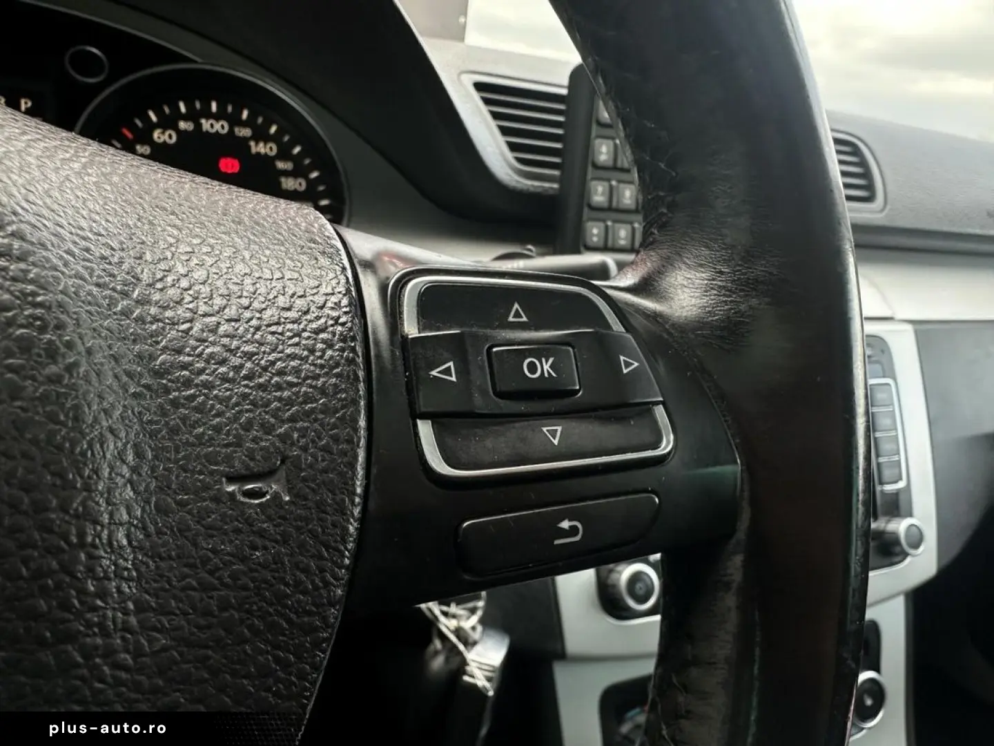 Volkswagen Passat-Cc