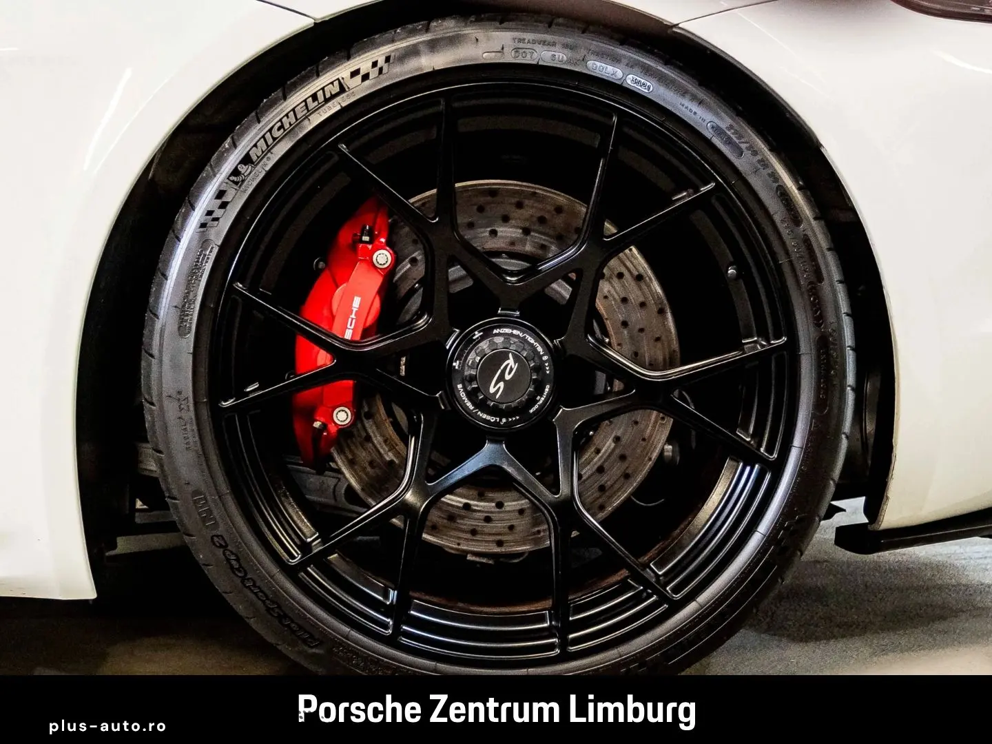PORSCHE 718 Spyder RS Liftsystem-VA Weissach-Paket BOSE