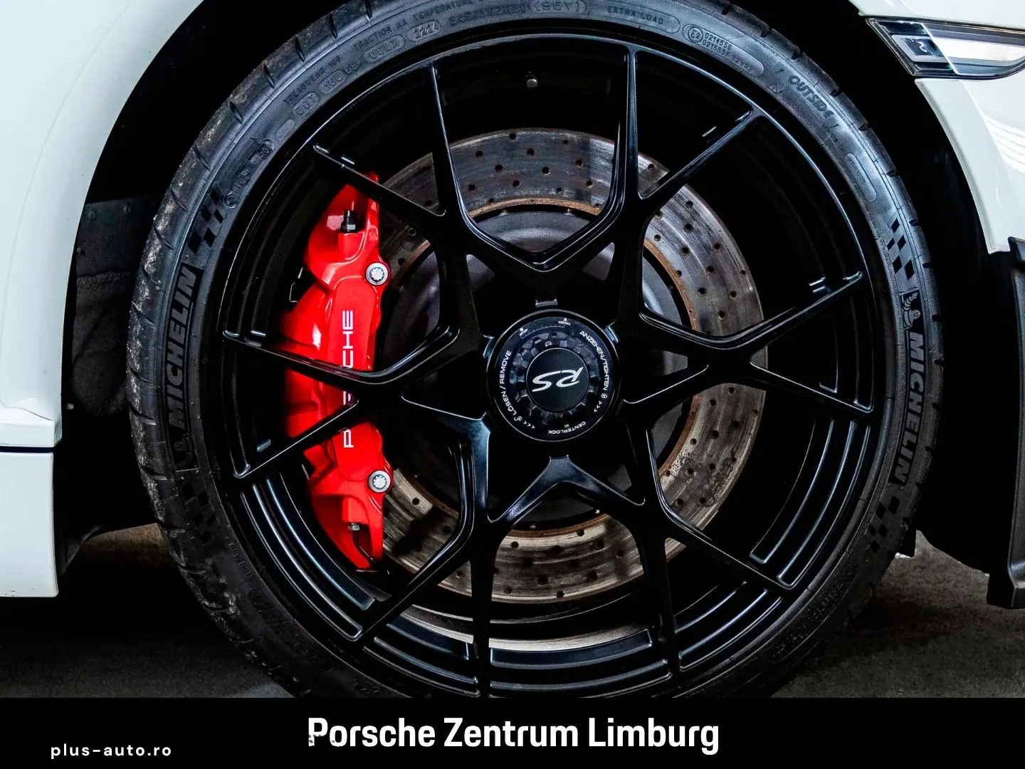PORSCHE 718 Spyder RS Liftsystem-VA Weissach-Paket BOSE